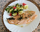 Foto del paso 7 de la receta: Filetes de trucha al ajillo
