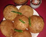 A picture of step 9 of Aloo Kachori.