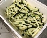 Une image de l'étape 3 de Courgette au persil et beurre de chorizo.