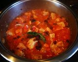Foto del paso 4 de la receta Lomo de cerdo en salsa de tomate natural con uvas pasas