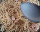 Foto langkah ke 3 dari resep 1166. Spaghetti Aglio Olio Udang.