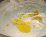 Foto langkah ke 4 dari resep Cassava Rainbow Cake Syuper Menul by Shinta.