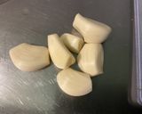 Une image de l'étape 2 de Sauté de porc aux champignons, carottes et tomates.