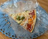 Foto langkah ke 10 dari resep Thin-crust pizza.