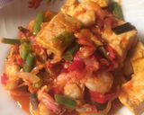 Foto langkah ke 9 dari resep Tahu Udang Saos Padang.