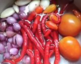 Foto langkah ke 2 dari resep 16. Daging cabe merah.
