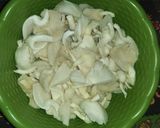 Foto langkah ke 1 dari resep Resep Tumis Jamur tiram dan Wortel.