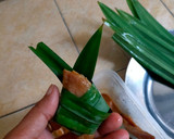 Foto langkah ke 4 dari resep Ayam Goreng Pandan ala Thailand.
