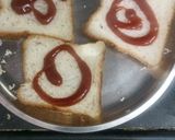 A picture of step 2 of Bread pizza.