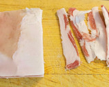 Foto del paso 1 de la receta: Pincho de Bizcocho con Papada ibérica, queso Gorgonzola y Anchoa
