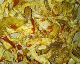Foto langkah ke 3 dari resep Ayam Goreng Suwir Merdeka dengan Bumbu Dasar Merah.
