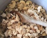 Foto del paso 2 de la receta: Salsa de pollo y champiñones