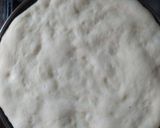 Foto del paso 3 de la receta: Pizza fugazza con champiñones y aceitunas