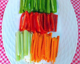 Foto del paso 2 de la receta: Rollitos crujientes de masa filo árabe con cuatro vegetales