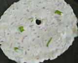 A picture of step 5 of Taandlaache Thaalipeeth (Savoury Rice Flour Flatbread).