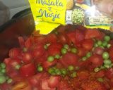 A picture of step 2 of Maggi magic masala sprouted peas with carrots.