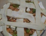 A picture of step 3 of Pie Pizza.