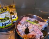 Foto langkah ke 3 dari resep Garang Asem Ayam dengan Pengganti Santan.