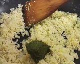Hình bước làm 3 của món Cơm chiên muối é