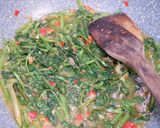 Foto langkah ke 5 dari resep Kangkung Belacan.