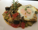 Foto del paso 5 de la receta: Sartenada de huevos con verduras en salsa de queso