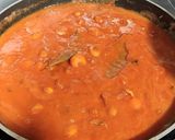 Foto del paso 4 de la receta: 🦑Calamares con salsa de tomate 🍅🧅