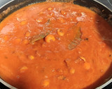 Foto del paso 4 de la receta: 🦑Calamares con salsa de tomate 🍅🧅