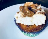 Φωτογραφία βήματος 9 της συνταγής Cupcake με γλάσο αναρή-βούτυρο και μέλι με καρύδια