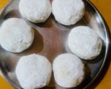 A picture of step 5 of Dahi Bhalla/Vada with a protein twist!.