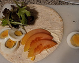 Foto del paso 5 de la receta: Wrap Hack con lomo rebozado, tomate, lechuga y huevo duro