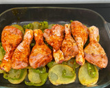Foto del paso 3 de la receta: Muslos de pollo al horno con un toque mediterráneo