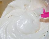Foto langkah ke 2 dari resep Bolu gulung keju.