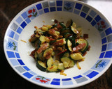 Foto del paso 9 de la receta: Sepia con pesto Vidalim Omega 3 y calabacín salteado