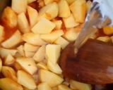 Paprikás krumpli virslivel recept fázis 2 fotója