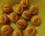A picture of step 6 of Besan Ladoo.