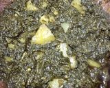 A picture of step 7 of Alu palak.