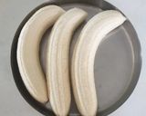 A picture of step 1 of Ripe Banana jain Sabji.