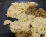A picture of step 4 of Goan Cucumber Cake Tavsali.