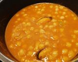 Foto del paso 8 de la receta Garbanzos con mejillones