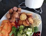 Foto langkah ke 1 dari resep Wortel Brokoli cah Sosis Tofu.