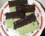 Foto langkah ke 9 dari resep Brownies kukus Coklat Pandan.