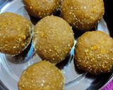 ચુરમાના લાડુ (Churma na ladu Recipe in Gujarati રેસીપી સ્ટેપ2ફોટો