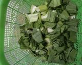 Foto langkah ke 1 dari resep Tumis sawi hijau + tahu putih.