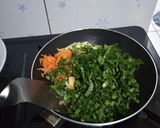 Foto langkah ke 2 dari resep Omelet sayur praktis.