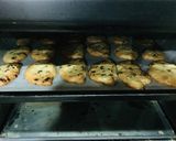 Hình bước làm 5 của món Vào bếp cùng con: Bánh quy bơ chocolate chip giòn, xốp, béo, ngọt vừa