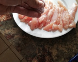 Foto del paso 1 de la receta: Fingers de pollo con paprika y garam masala