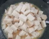 Foto langkah ke 3 dari resep Pizza Roti Tawar (teflon).