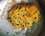 मेथी थेपला (methi thepla recipe in marathi) रेसिपी स्टेप 2 फोटो 
