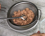 Foto del paso 3 de la receta: Empanada murciana de atún, tomate frito y huevo