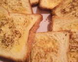 A picture of step 3 of Egg toast.